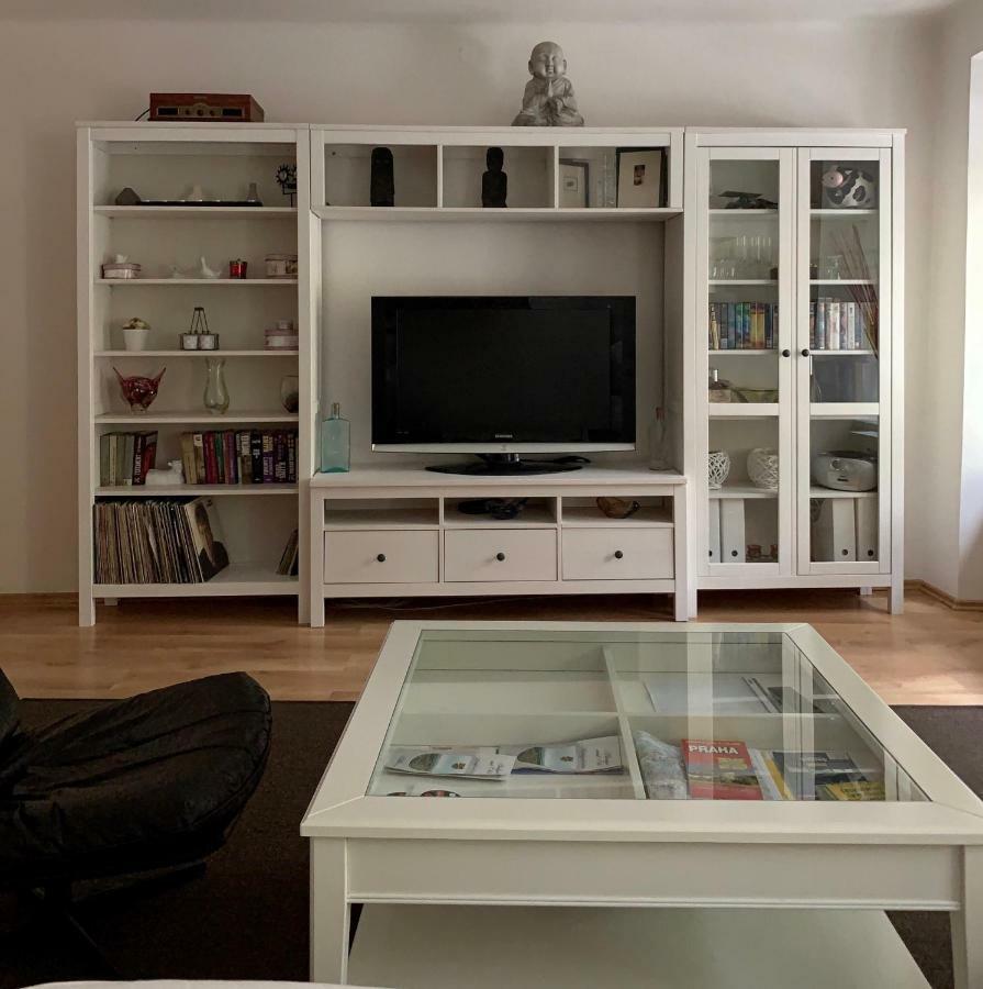 Budyne Apartment Budyne nad Ohri Zewnętrze zdjęcie