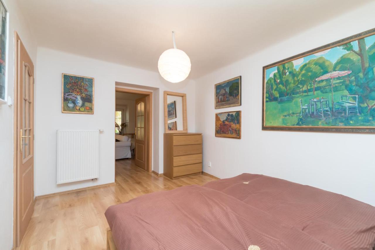 Budyne Apartment Budyne nad Ohri Zewnętrze zdjęcie