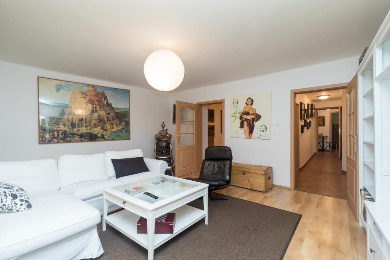 Budyne Apartment Budyne nad Ohri Zewnętrze zdjęcie
