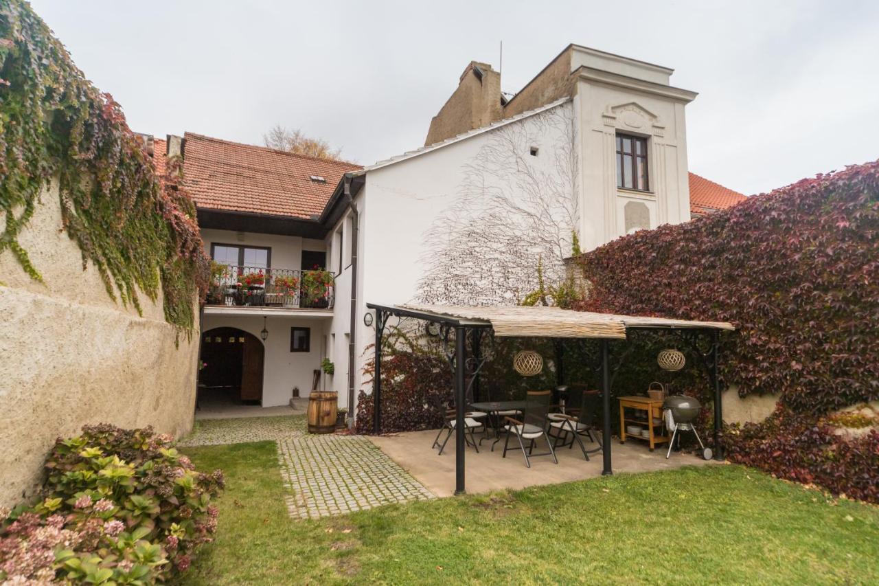 Budyne Apartment Budyne nad Ohri Zewnętrze zdjęcie